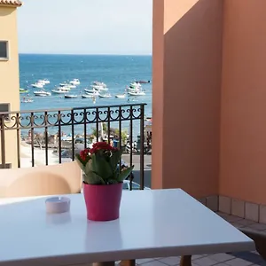 Acitrezza , Aci Trezza Italia